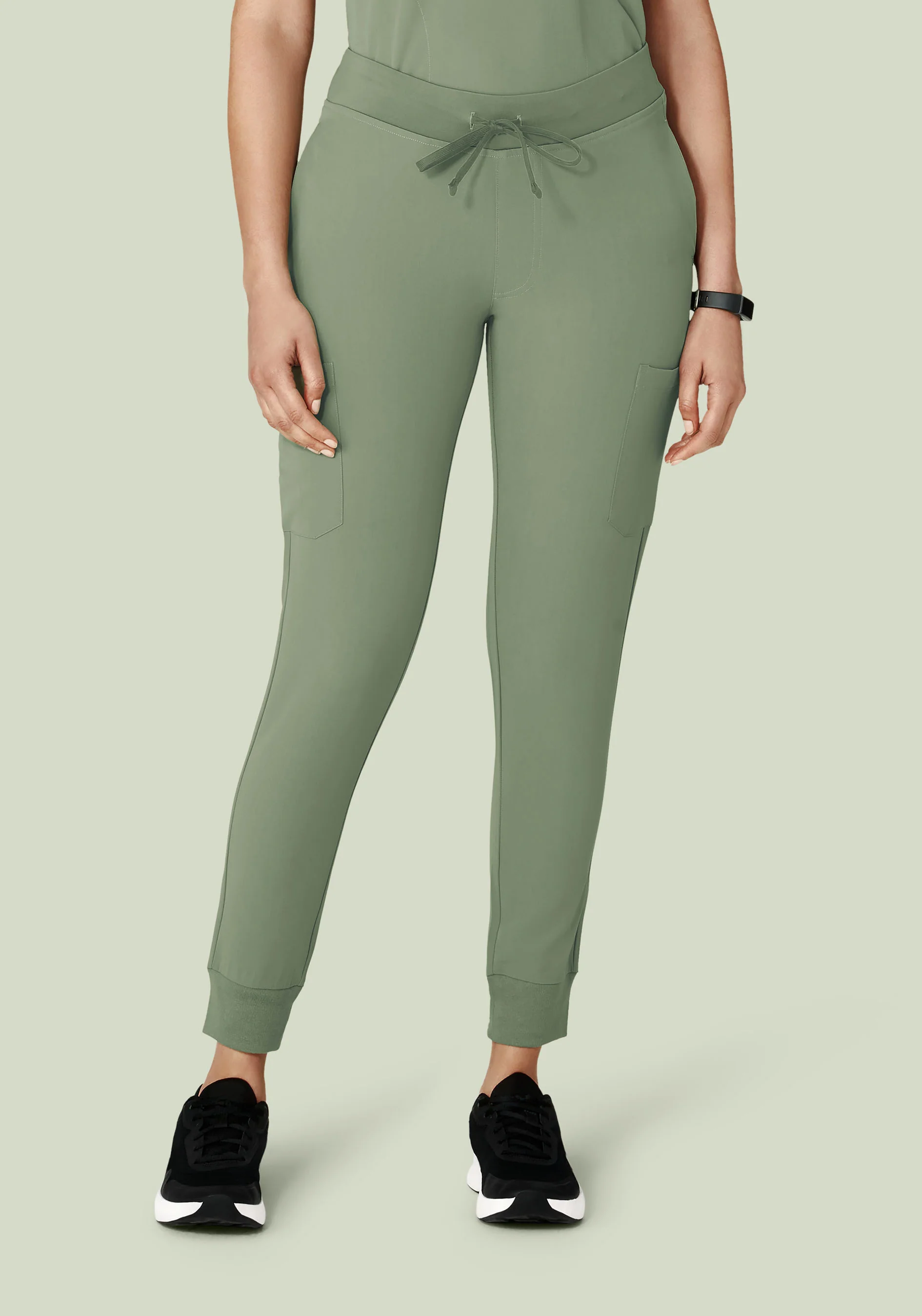 9 Pocket Joggers Cool Sage